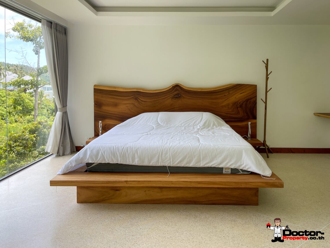 Spacious 5 Bedroom Pool Villa in Chaweng Noi, Koh Samui – For Sale